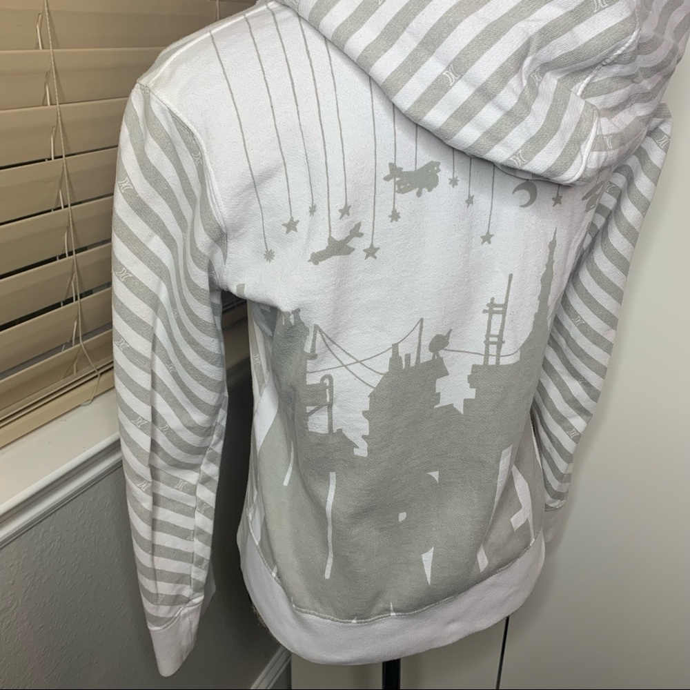 Hurley Junior’s City Graphics Hoodie Sweatshirt - Picture 8 of 14